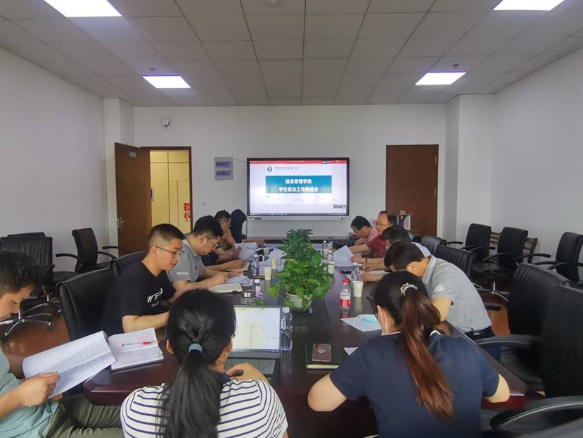 B1F1F24C01AEED30E9348FFDA4DB4B51